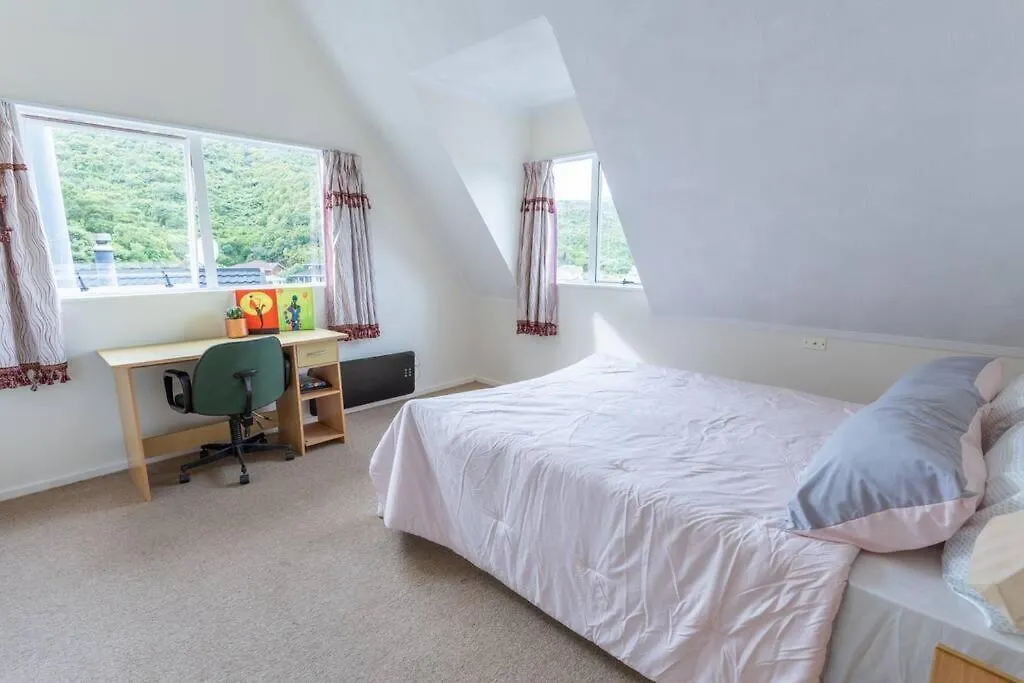 Big Sale In Winter Three Bedrooms Two Bathrooms In Karori Wellington 0*,  Yeni Zelanda