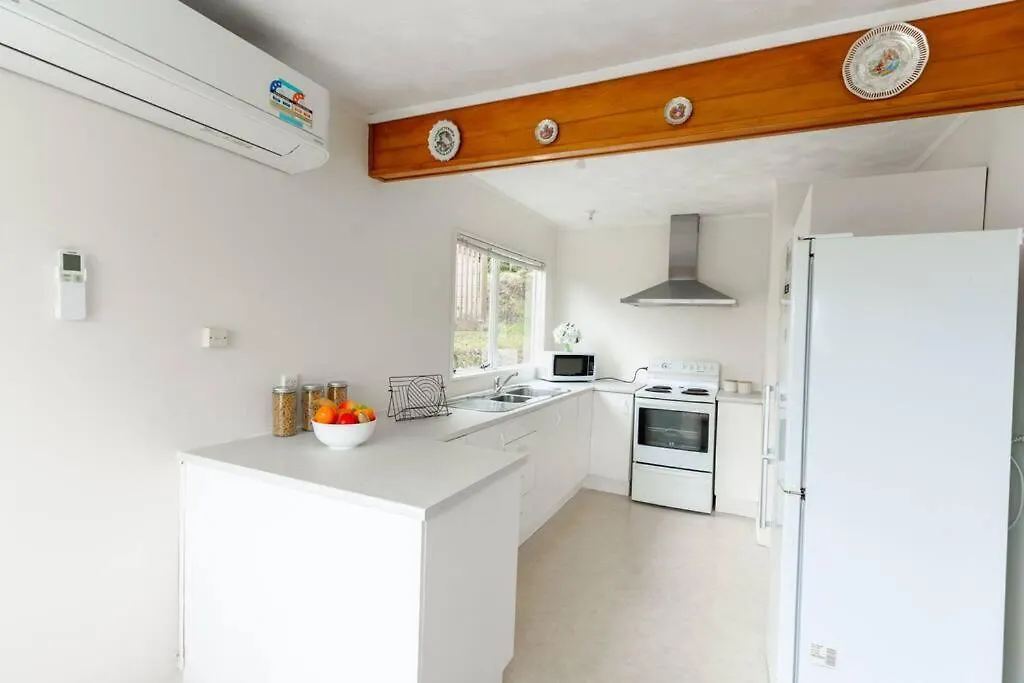 Big Sale In Winter Three Bedrooms Two Bathrooms In Karori Wellington