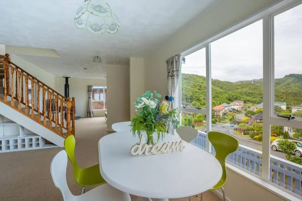 Big Sale In Winter Three Bedrooms Two Bathrooms In Karori Wellington Holiday home