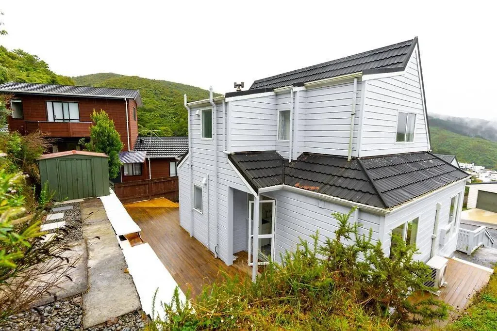 Big Sale In Winter Three Bedrooms Two Bathrooms In Karori Wellington